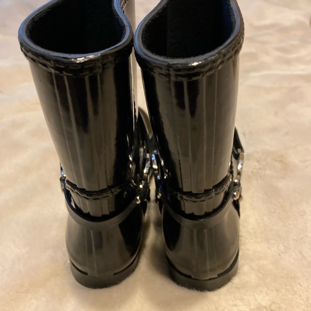 Michael Kors Fulton Harness Rain Boots, size 6, - Picture 4 of 4